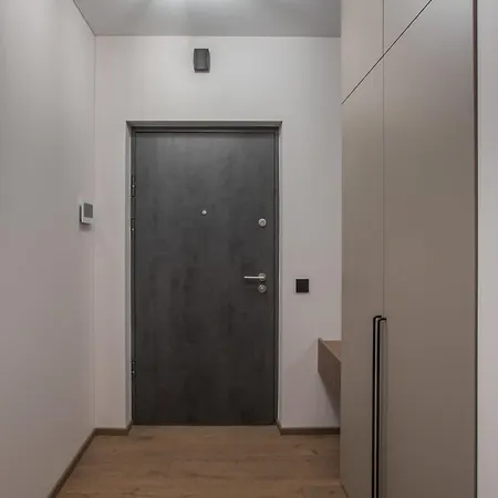 Apartmán Cohost I 2bd Apt W-balcony In A Central Location *