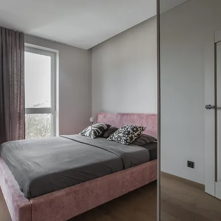 Cohost I 2bd Apt W-balcony In A Central Location Apartmán *