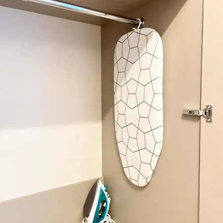 Cohost I 2bd Apt W-balcony In A Central Location Apartmán
